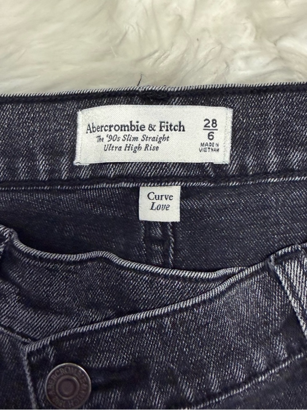 Abercrombie & Fitch Curve Love 90s Slim Straight Jeans 6 / 28 Ultra High Rise - Picture 5 of 8